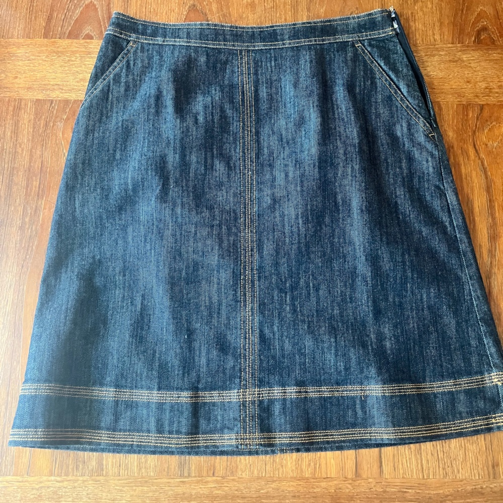 Boden Blue and White Patterned Denim Skirt